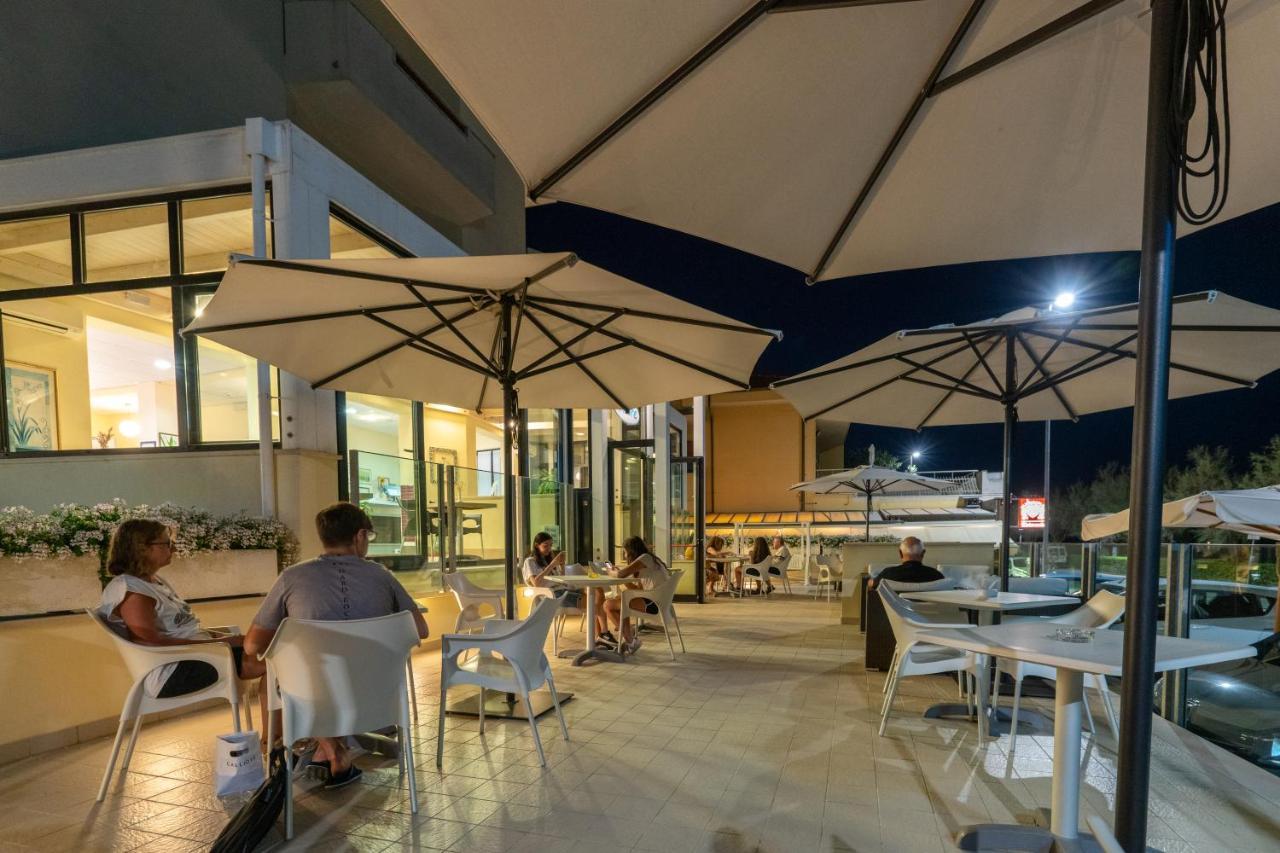 Hotel Ancore سينِغاليا المظهر الخارجي الصورة