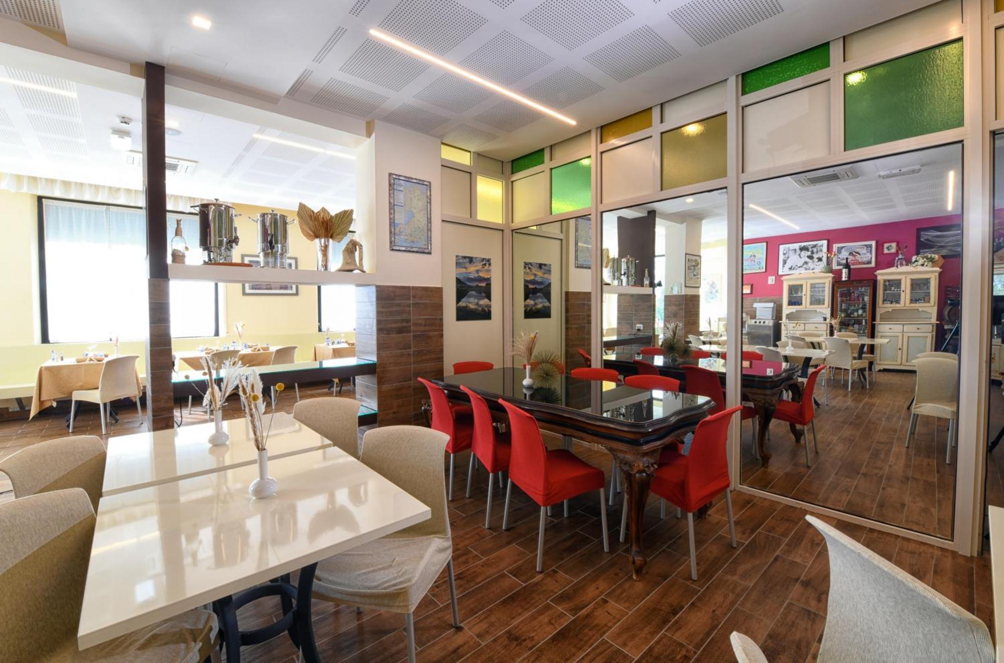 Hotel Ancore سينِغاليا المظهر الخارجي الصورة